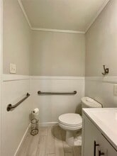 Building Photo - 1112 Southampton Dr