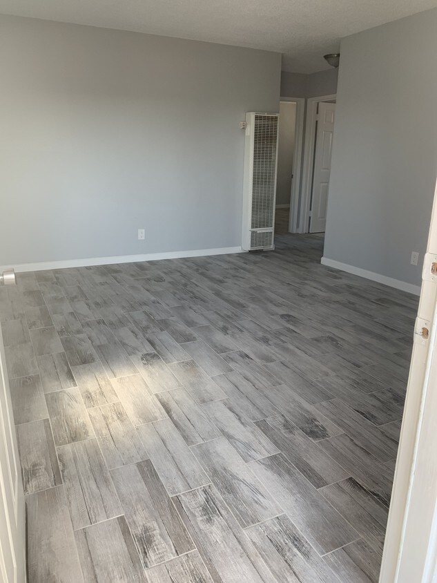 Foto principal - 308 N Second St