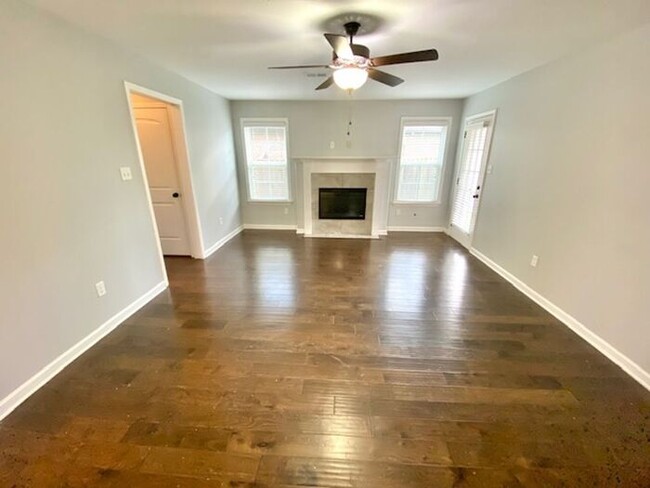 Building Photo - Now Leasing A 4 Bedroom 2.5 Bath Home Avai...