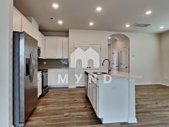 Building Photo - 122 Eagle Chase Dr