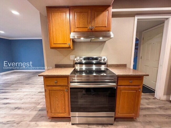 Foto del edificio - 254 S Oman Rd