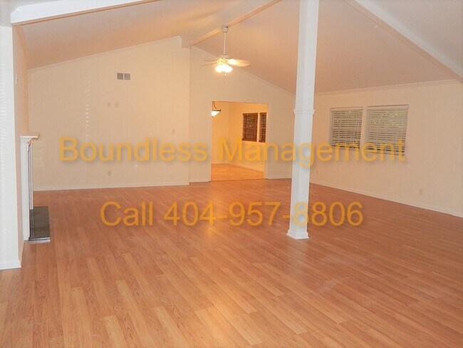 Building Photo - Renovated 3 BR/2 BA Ranch In Sandy Springs...