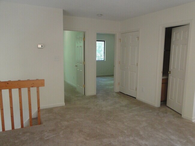 Foto del edificio - 1515 Partridgeberry Rd