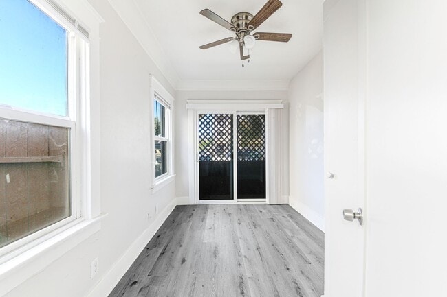 Building Photo - 736 Olive Ave