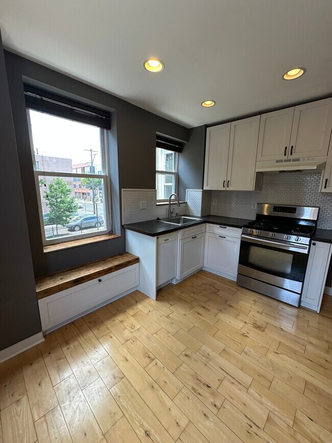 Foto del edificio - 2054 Ellsworth St