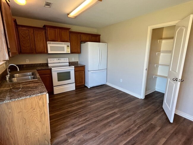 Building Photo - ***561 Tamarron Drive***