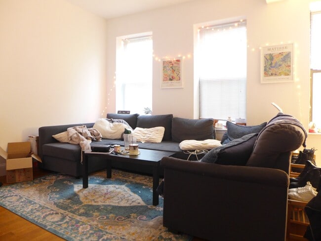 Building Photo - 32 Cunard St