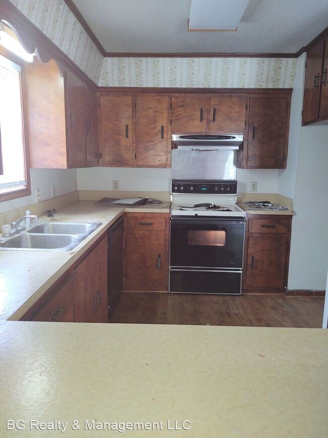 Building Photo - 3 br, 2 bath House - 204 St Paul Ave