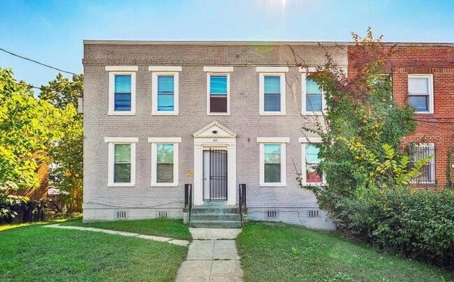 Building Photo - 433 Atlantic St SE