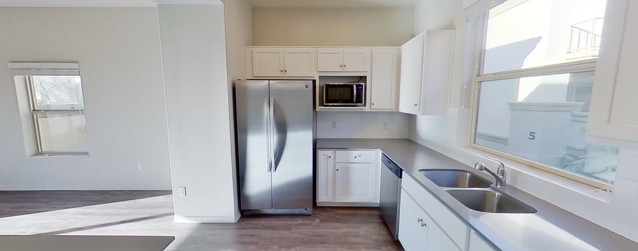 Photo - McCormick Apartments