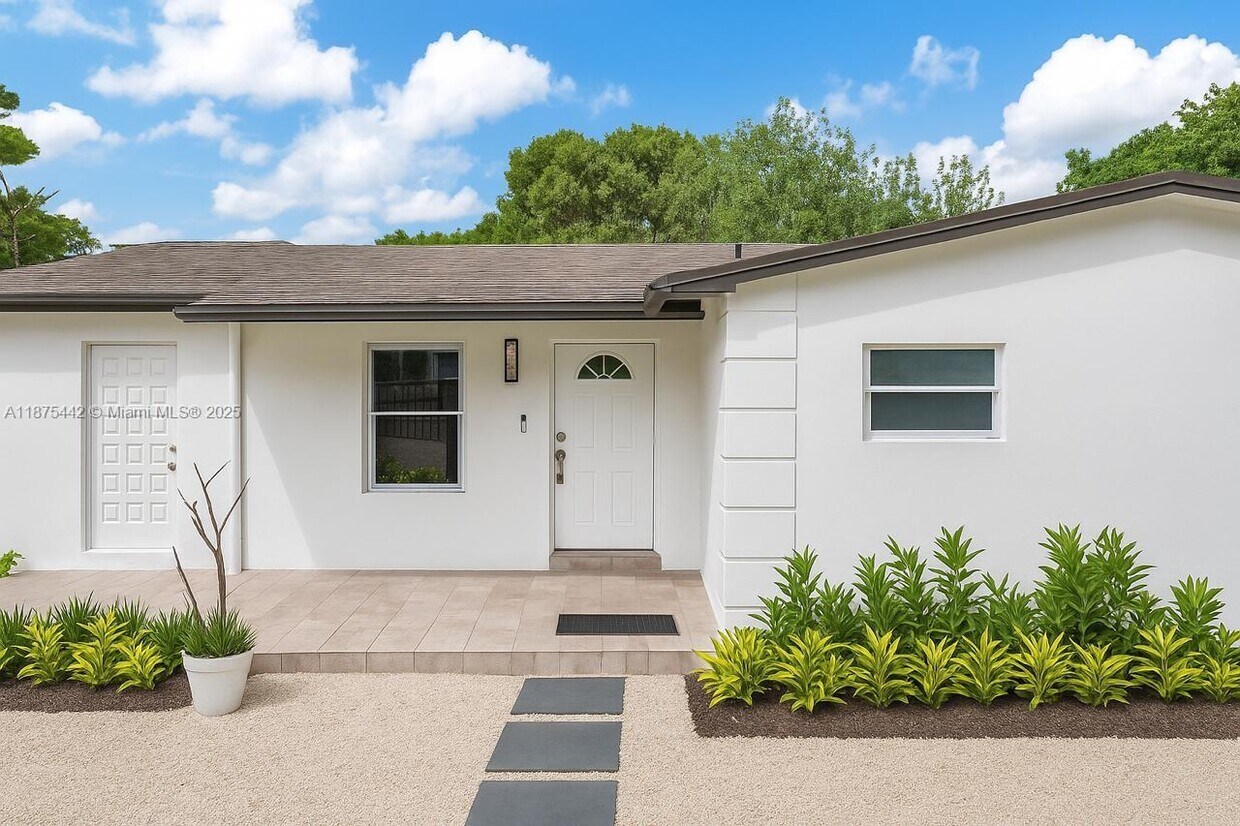 Foto principal - 341 NW 43rd St