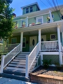 Building Photo - 253 Brown St