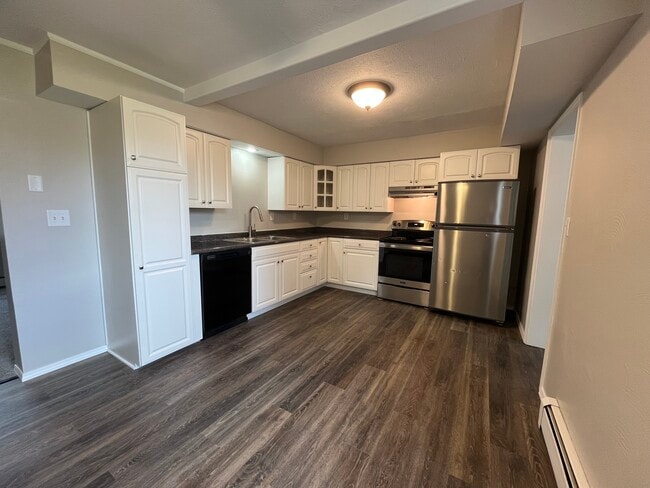 Foto del edificio - 1209 Rosewood Dr NE