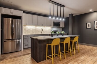 Interior Photo - Luna on Pine