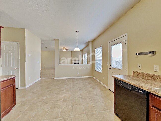 Building Photo - 117 Scotts Drive