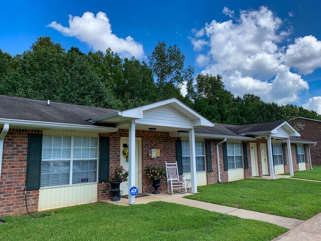 Foto del edificio - Executive Two Story End Unit Townhome for ...