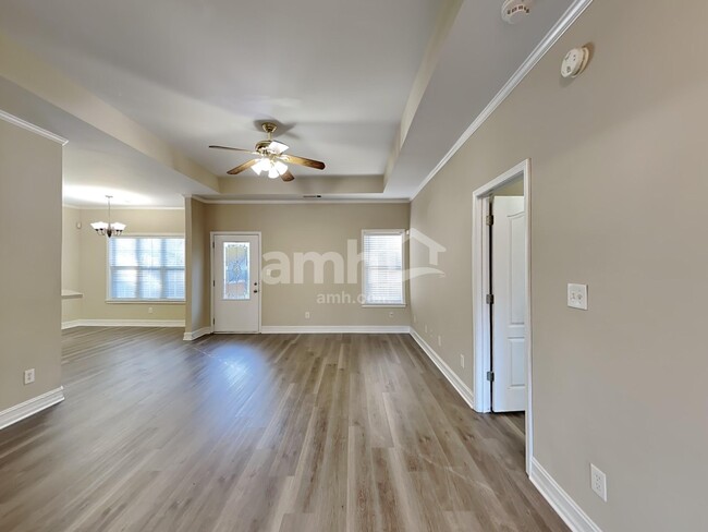 Foto del edificio - 153 Brookhaven Ln