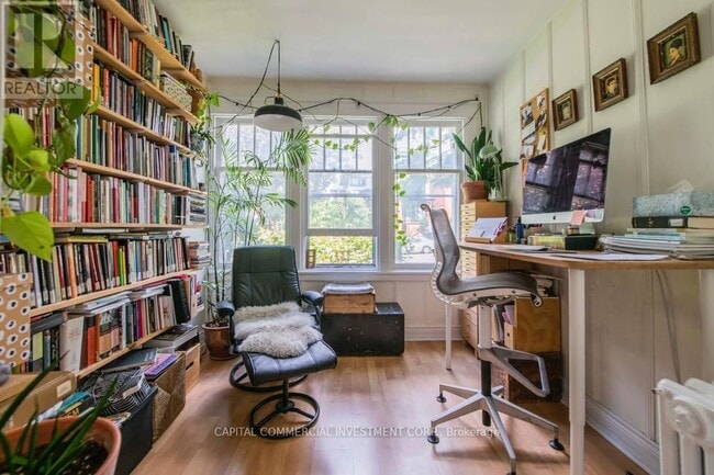 Building Photo - 138 Bayswater Ave