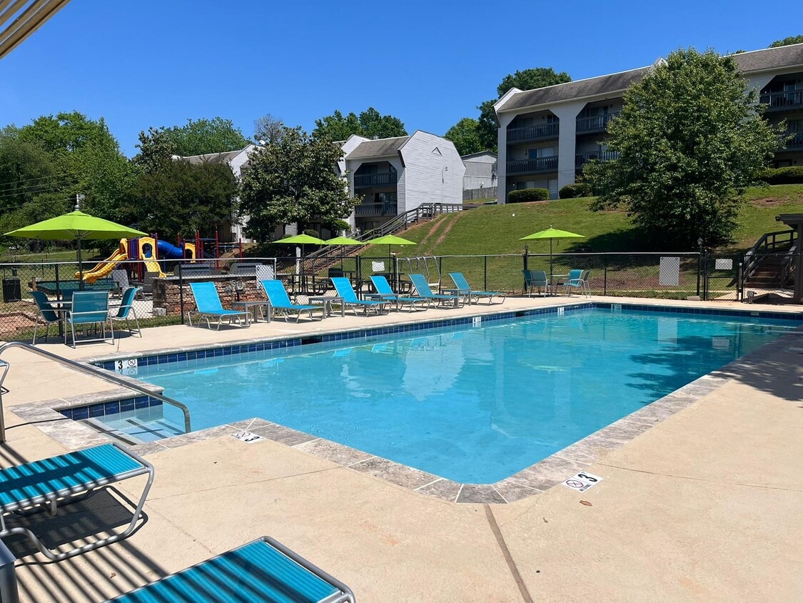 Pearl at Homewood Apartments in Homewood, AL