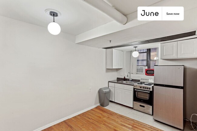 Photo - 736 Riverside Dr Apartment