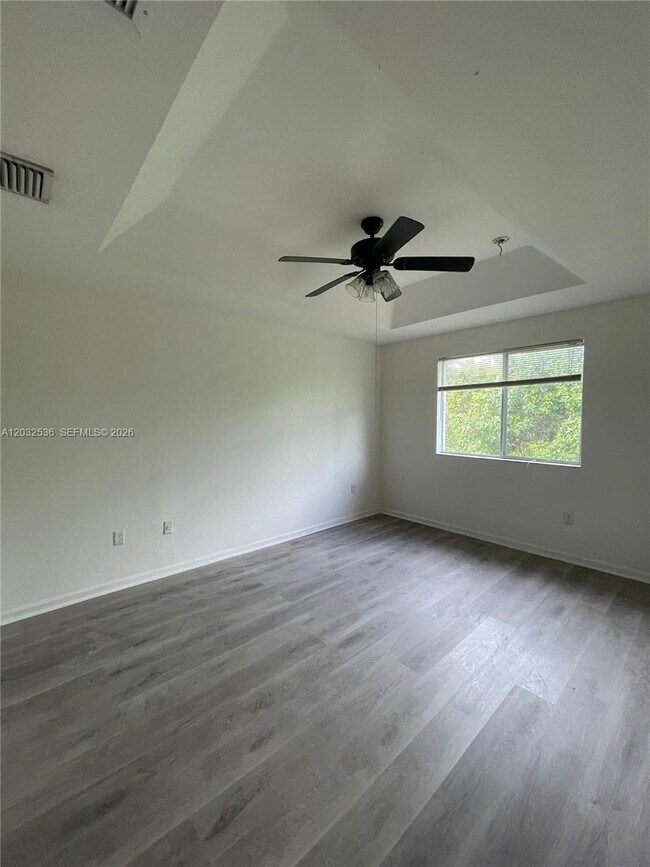 Foto del edificio - 1411 SE 24th Ct
