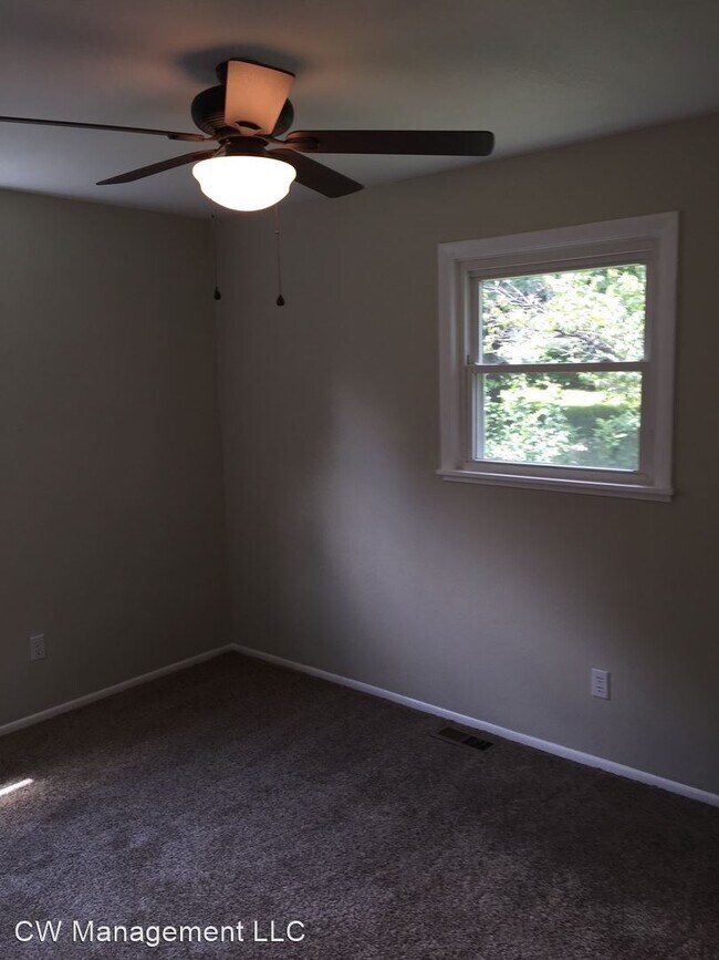 Foto del edificio - 3 br, 1 bath House - 644 Mohican Drive