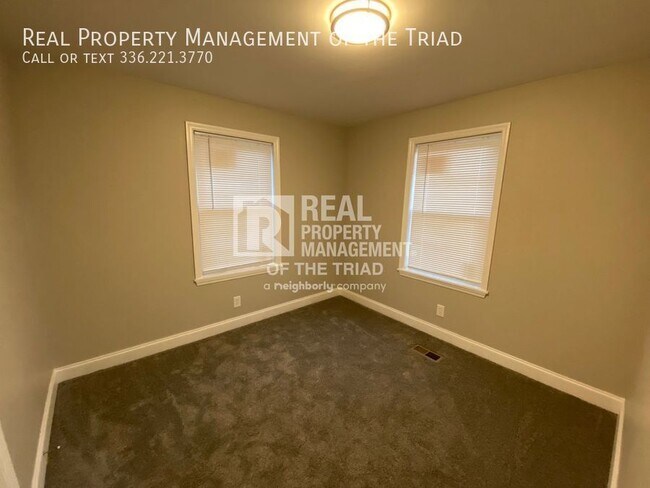 Building Photo - 294 Plemmons Rd