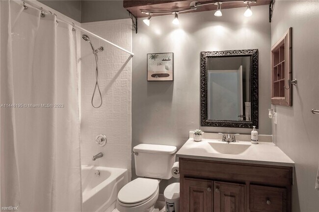 Building Photo - 4 br, 3 bath House - 19506 Black Olive Ln