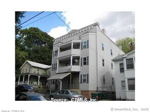 Building Photo - 38 Taylor St