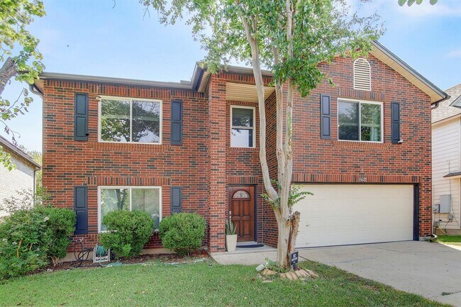 Building Photo - 1625 Balsam Way