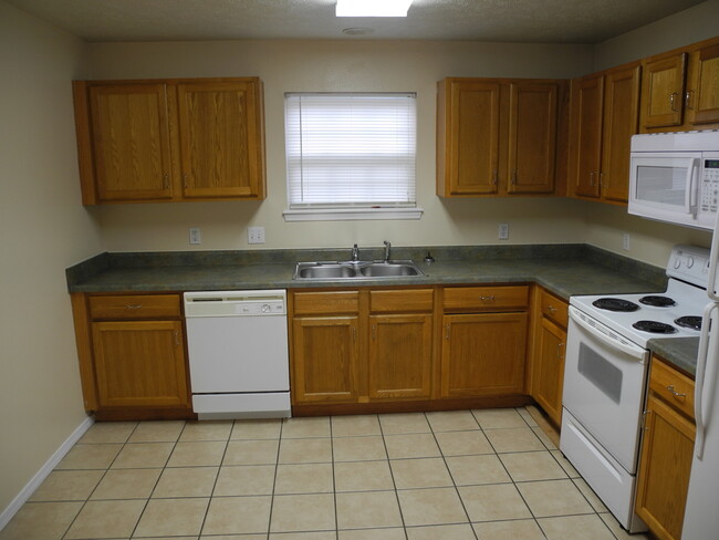 Building Photo - Condominium in Academy Commons