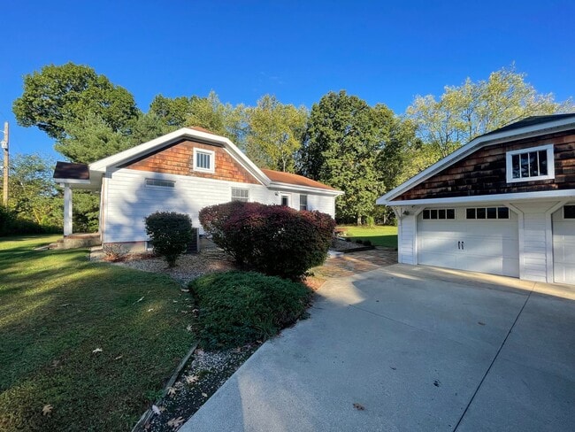Building Photo - One Bedroom Home in Richland