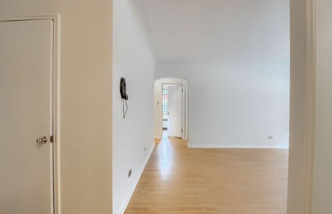 Foto del edificio - 1454 Jersey St