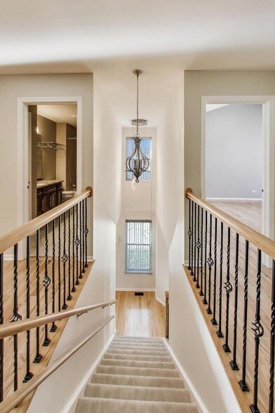 Foto del edificio - 2366 N Moseley Ct