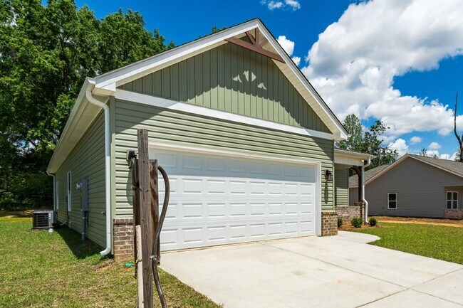 Foto del edificio - 4388 Tari Street Tuscaloosa, AL 35401