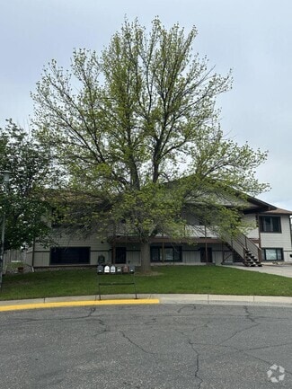 Building Photo - 1328 Quartz Pl