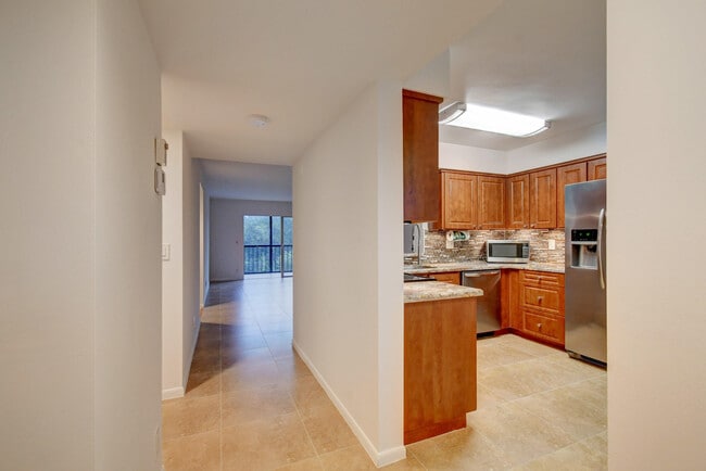 Building Photo - 7281 Amberly Ln