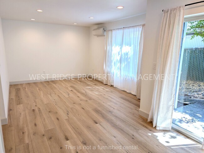Foto del edificio - 7143 SW Sagert St