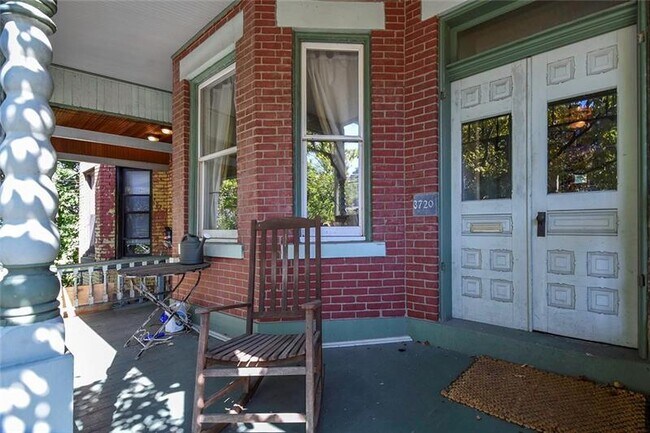 Foto del edificio - 3720 Parkview Ave