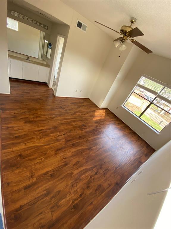 2710 Grants Lake Blvd Unit M2, Sugar Land, TX 77479 Condo for Rent in