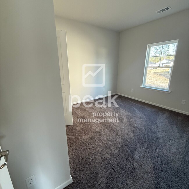 Foto del edificio - $2200! Brand New Home! 3 Bed, 2 Bath!