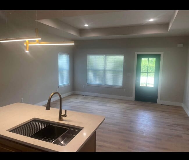 Foto del edificio - 1113 Dahl Rd