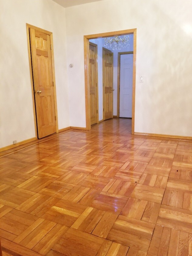 Foto principal - 21-26 31st Ave