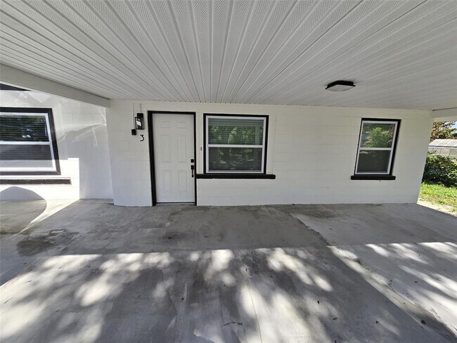 Building Photo - 416 W Ianthe St