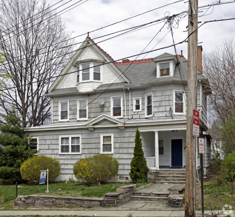 Foto del edificio - 147 E Prospect Ave