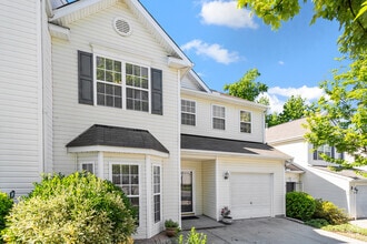 Building Photo - 1 Edgebrook Cir