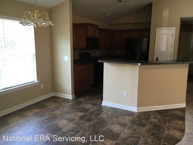 Building Photo - 3 br, 2 bath House - 121 Breckenridge Pointe