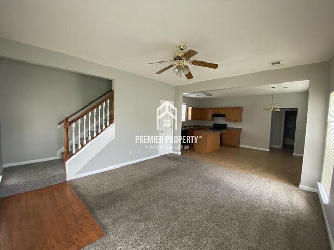 Building Photo - 665 Peyton Cir