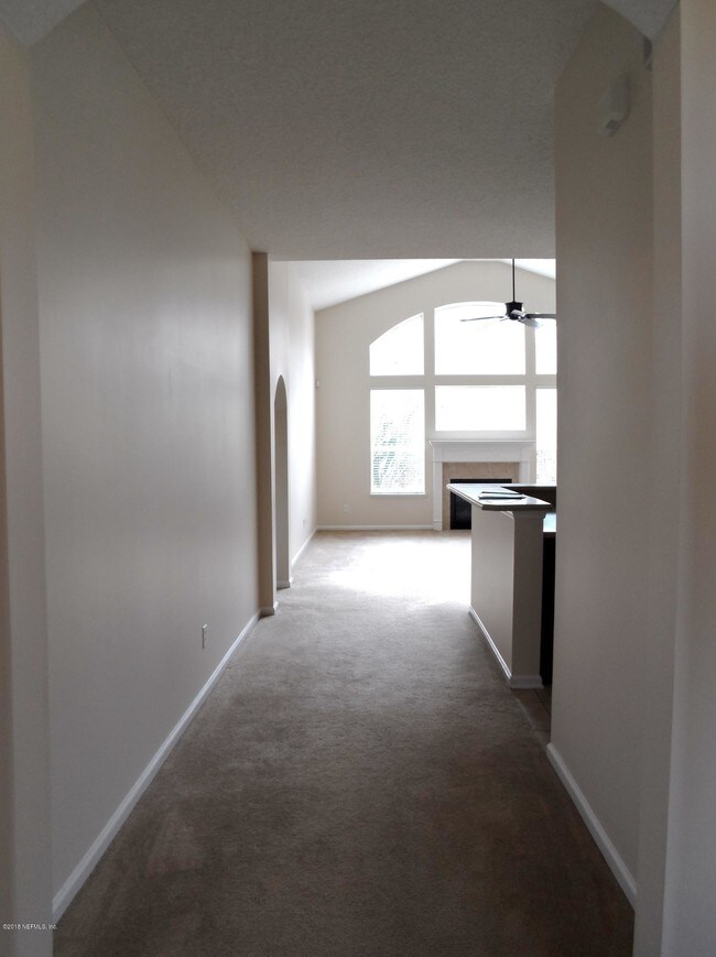 Foto del edificio - 2808 S Portofino Rd