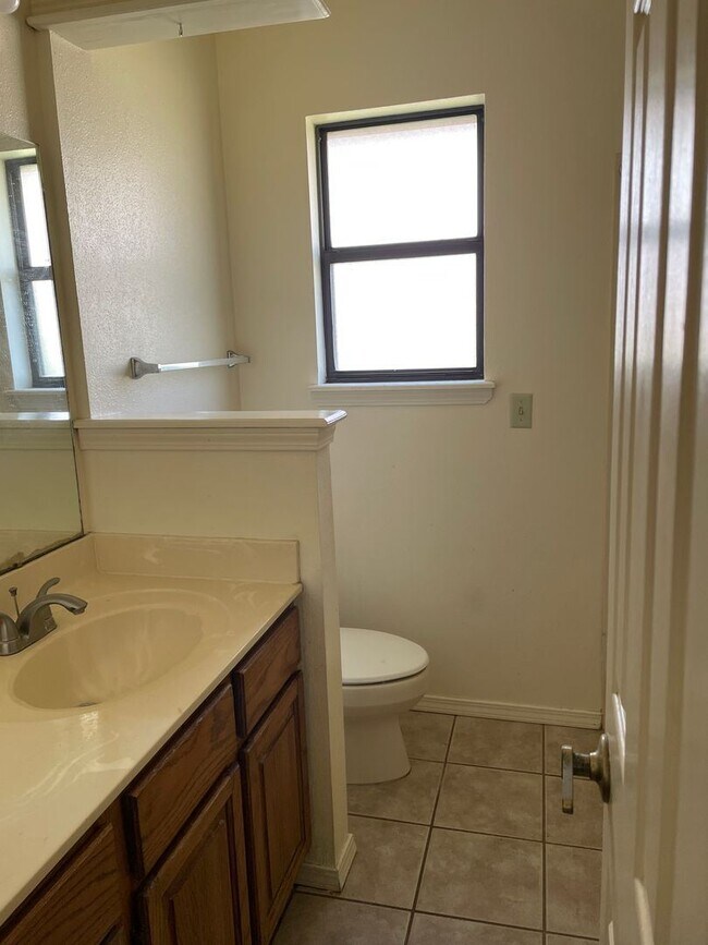 Building Photo - 3 br, 2 bath House - 15 Lafayette Loop